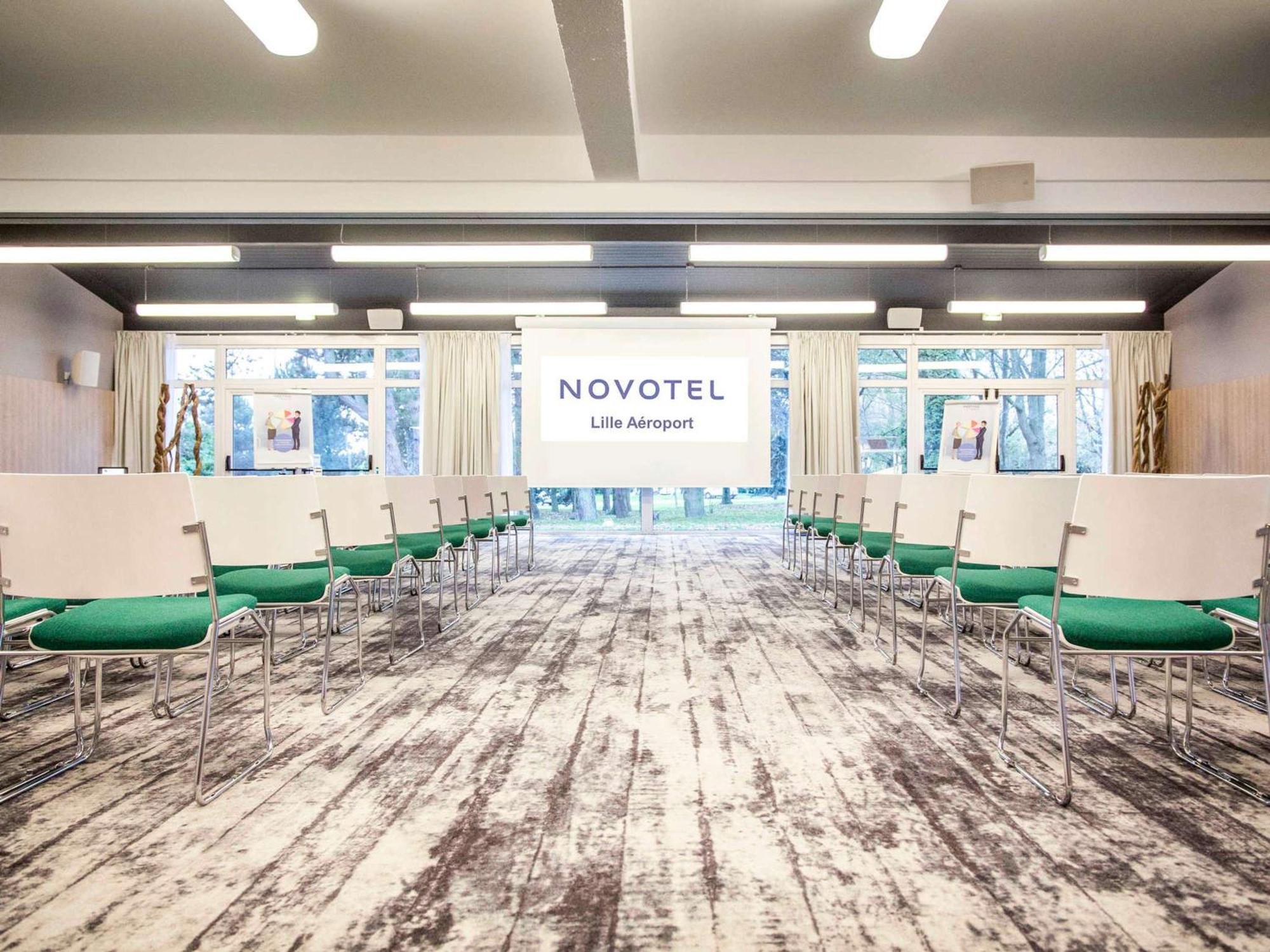 Novotel Lille Aeroport Экстерьер фото